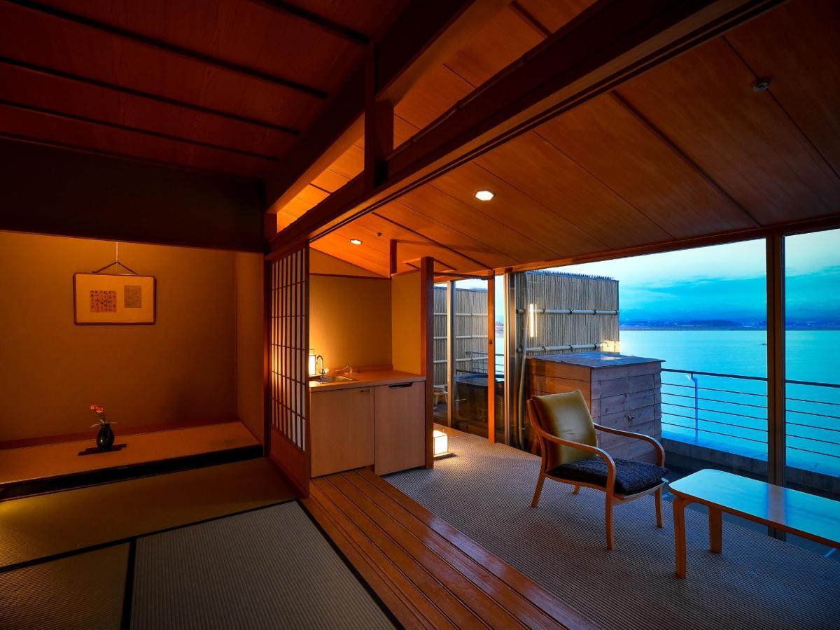 Apa Hotel & Resort Kaga Katayamazu Onsen Kasuikyo מראה חיצוני תמונה