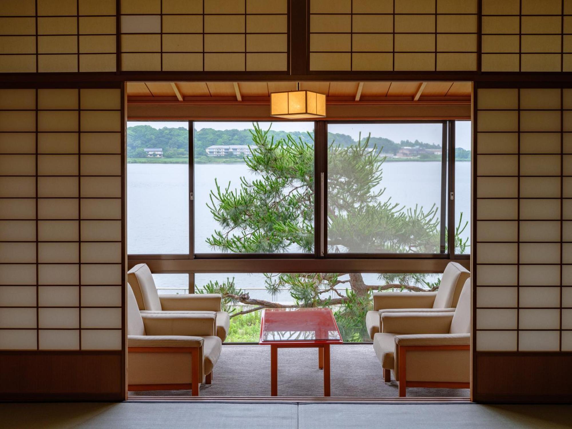 מלון Kaga Katayamazu Onsen Kasuikyo מראה חיצוני תמונה